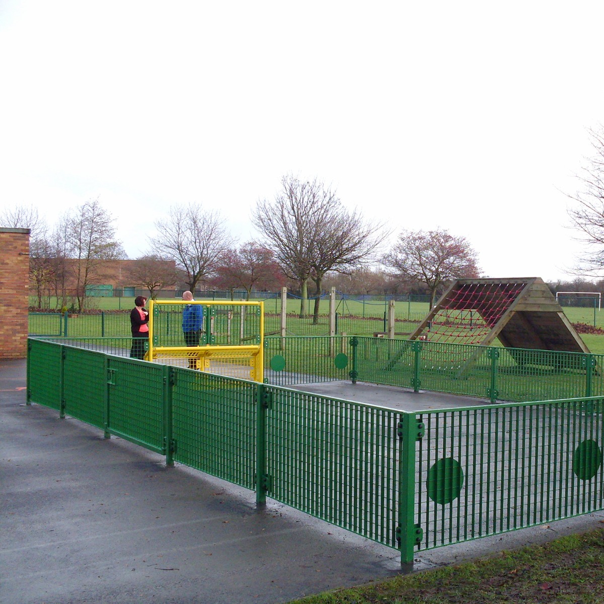 Mini MUGA Mini MUGA