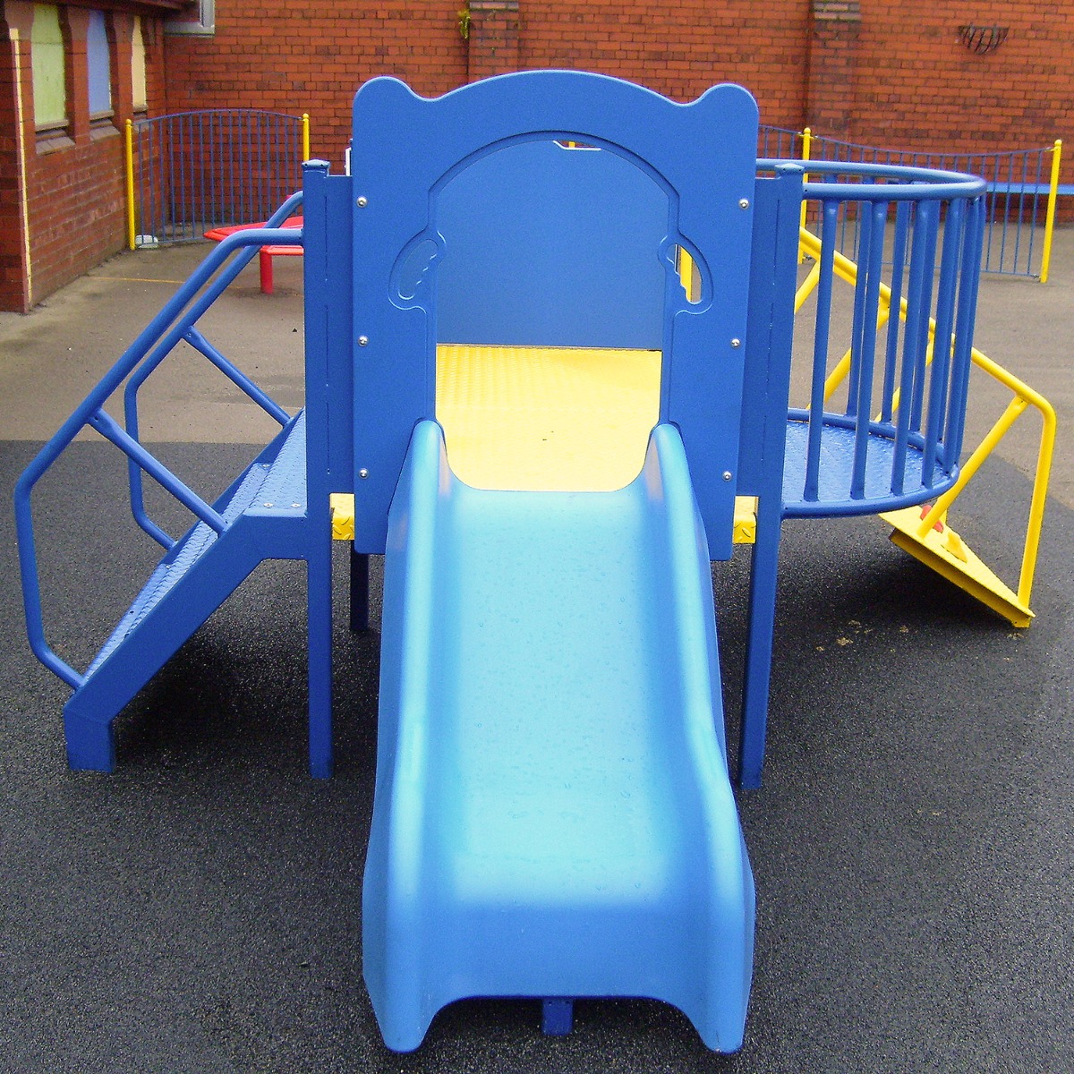 Oakhill Play Unit