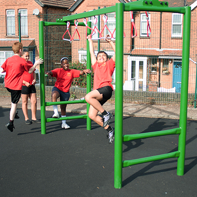 Trapeze Monkey Bars (H Frame) Trapeze Monkey Bars (H Frame)
