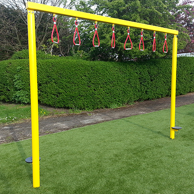 Trapeze Monkey Bars (Single Post) Trapeze Monkey Bars (Single Post)