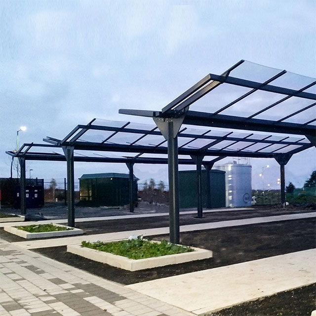 Moreton Gullwing Shelter